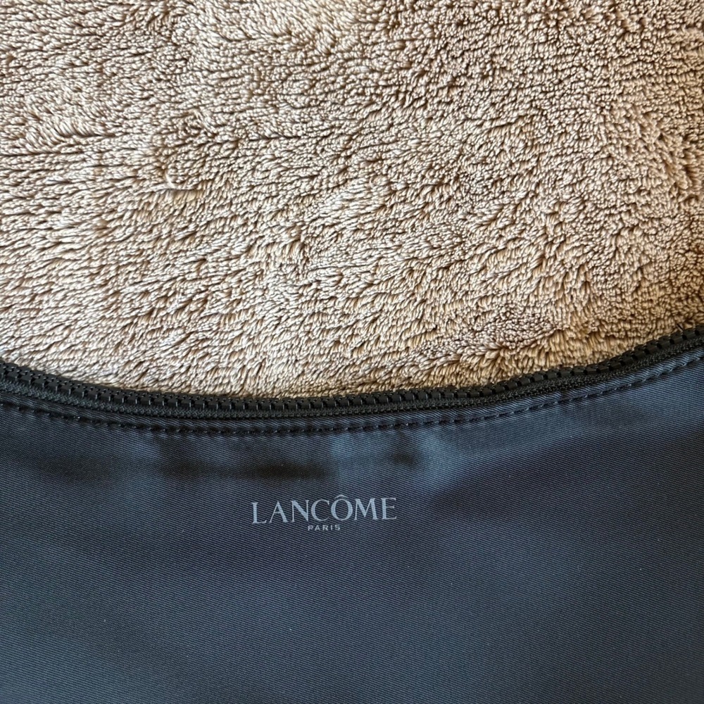 Lancome Paris Black Recycled Nylon Crescent Crossbody Bag Adjustable Strap - Picture 2 of 7